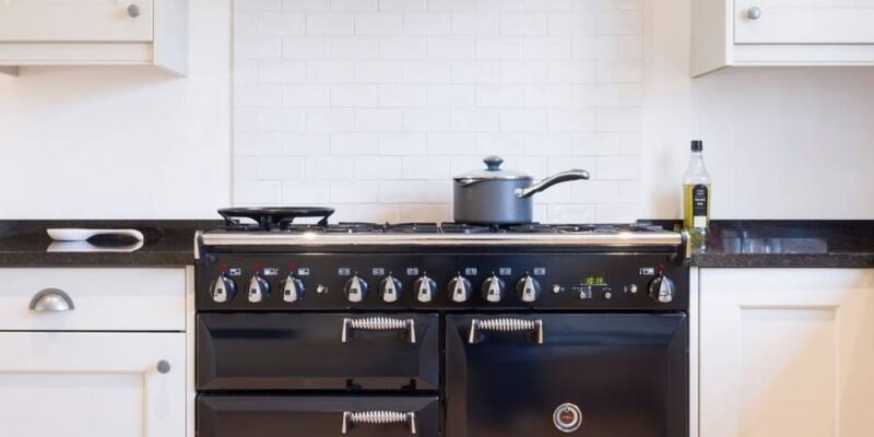 Oil Aga Cookers vs. Electric Which is Right for You