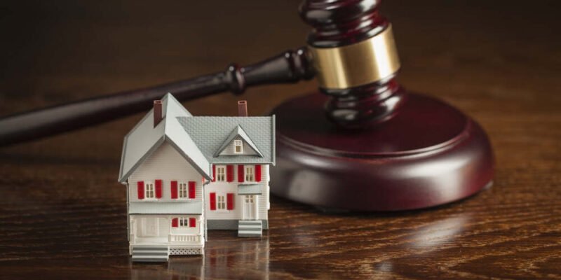 Legal Challenges in Real Estate & How Lawyers Pave the Way for Resolutions