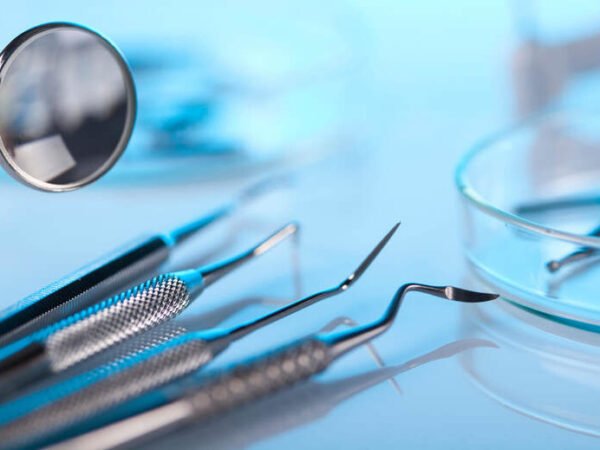 Ensuring Safety How a Clean and Sterile Dental Clinic Guarantees Safe All-on-4 Implant Procedures