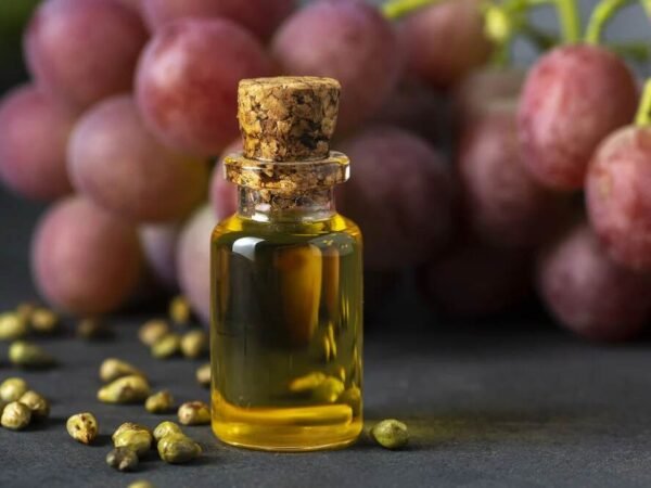 The Complete Guide to Grape Seed Extract Benefits, Uses, and Potential Side Effects