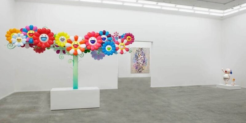 The Crossing Point of Contemporary Sculpture and Takashi Murakami's Flowers