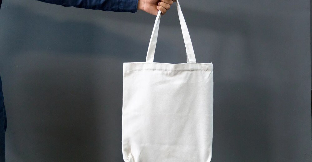 The Rise of Cotton Tote Bags in Fashion From Utility to Trendy Accessory