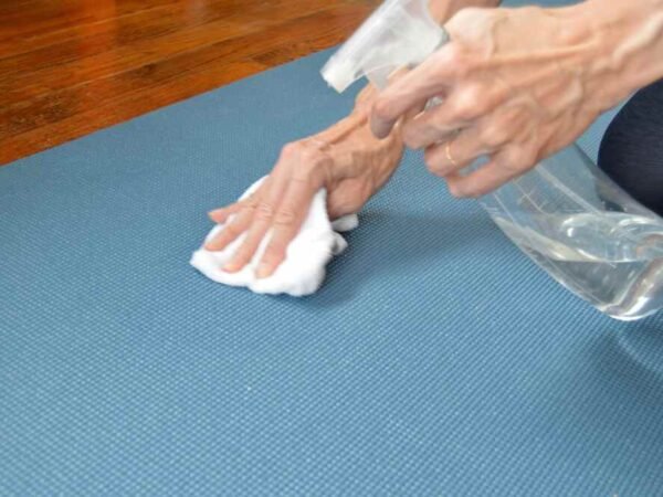 How to Clean Your Yoga Mats