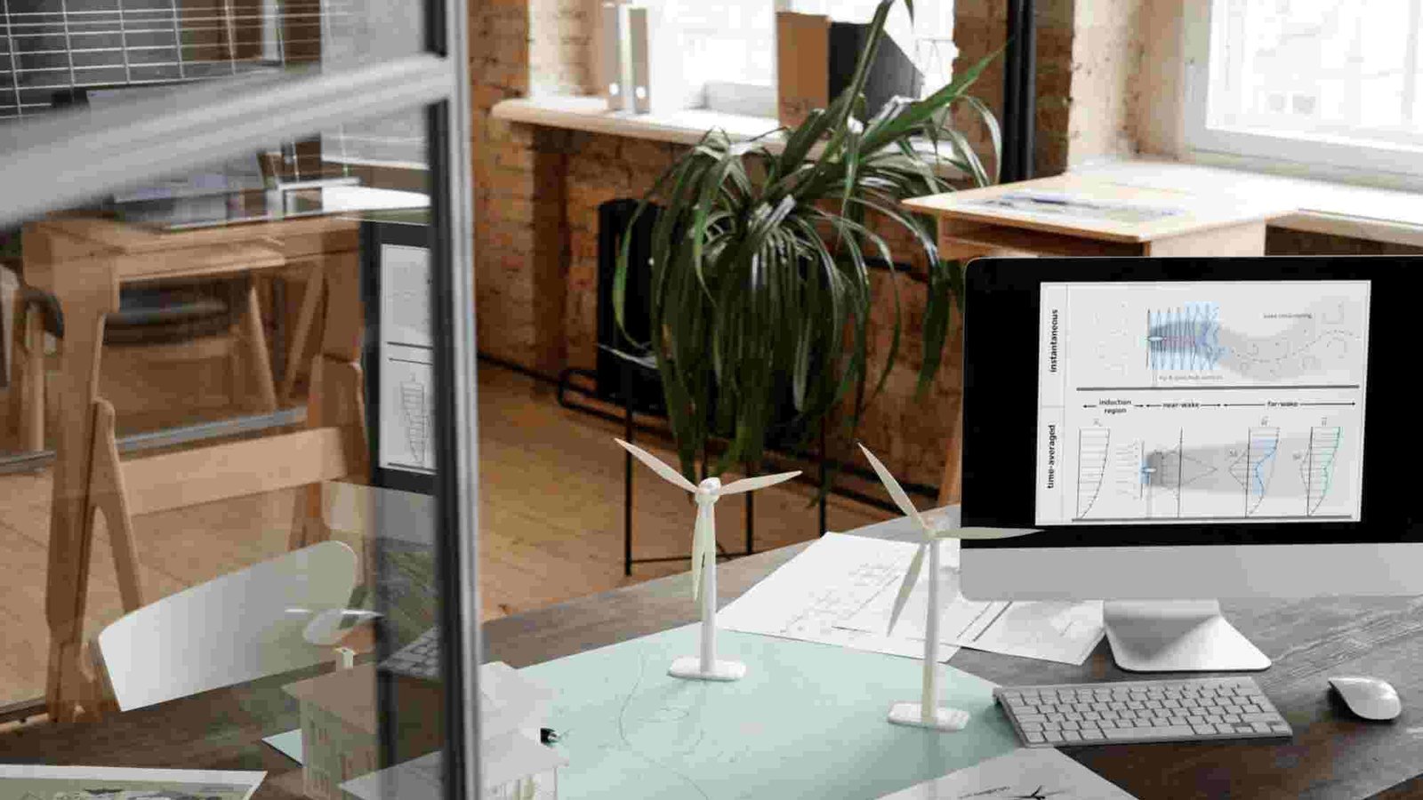 Balancing Aesthetics and Functionality in Workspaces